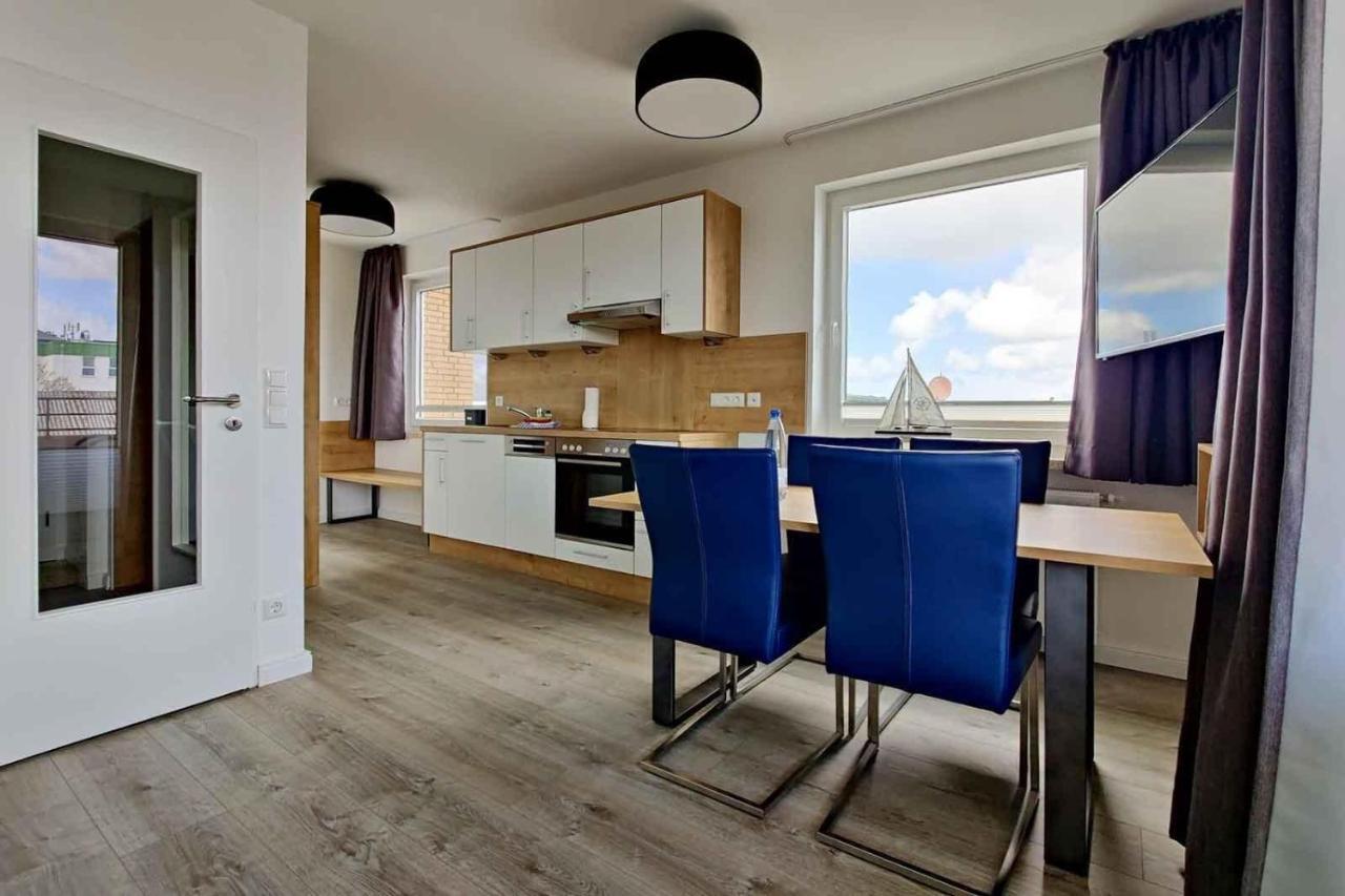 Große 8 Im Haus Seeluft Mit Drei Balkonen Und Meerblick Cuxhaven