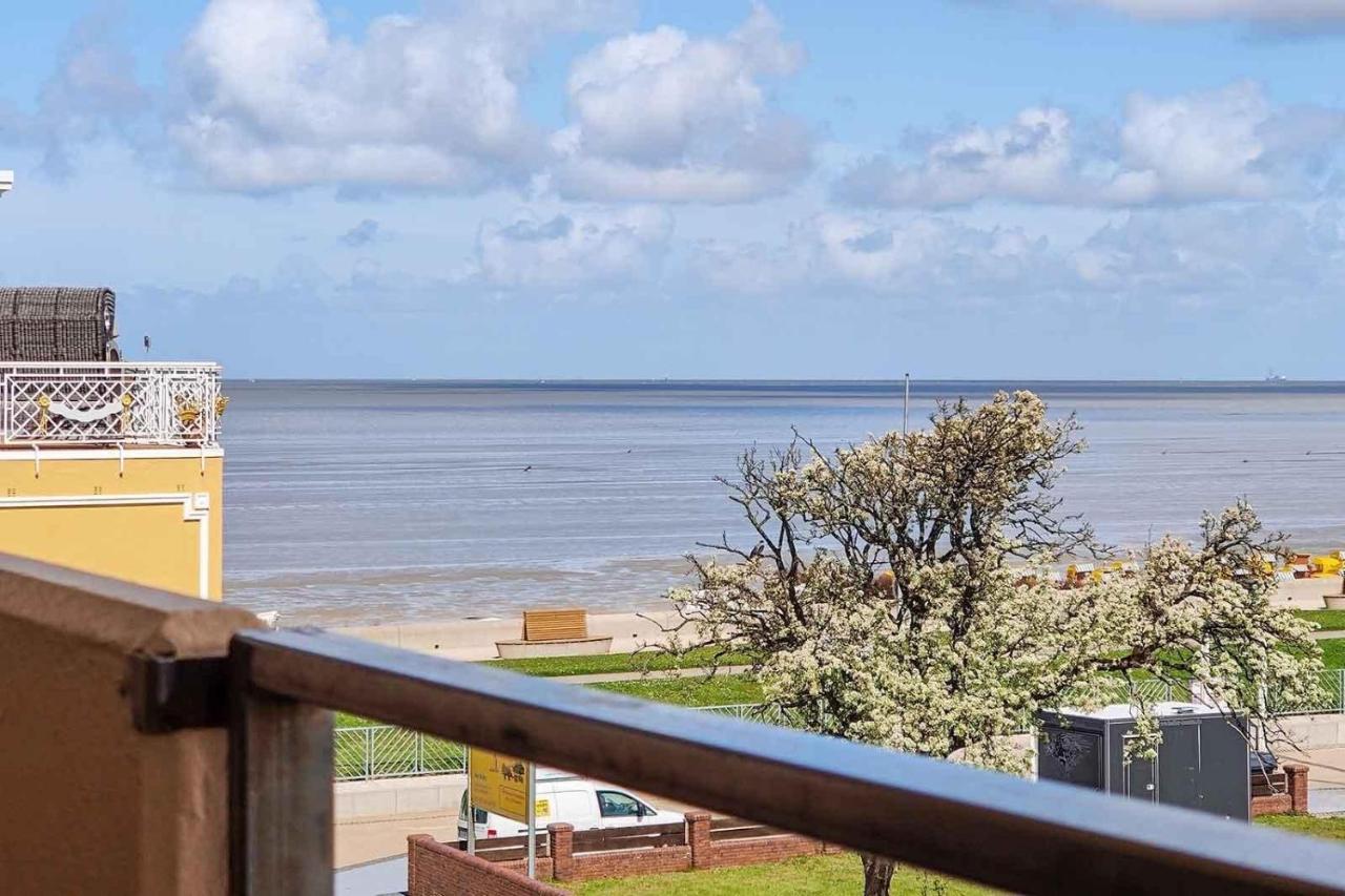 Große 8 Im Haus Seeluft Mit Drei Balkonen Und Meerblick Apartment Cuxhaven