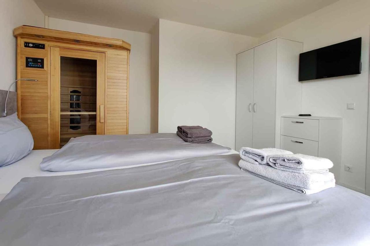 Große 8 Im Haus Seeluft Mit Drei Balkonen Und Meerblick Apartment *